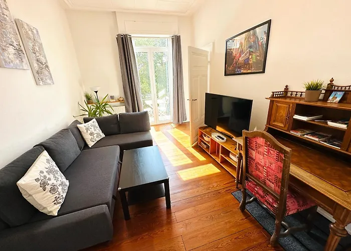 4 Etoiles Magnifique Neustadt - Spacieux, & Elegant Avec Balcon Et Belle Vue